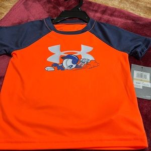 NWT boys 2t under armour short sleeve T-shirt